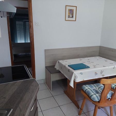 Apartmani Mujagic Batomalj Ngoại thất bức ảnh